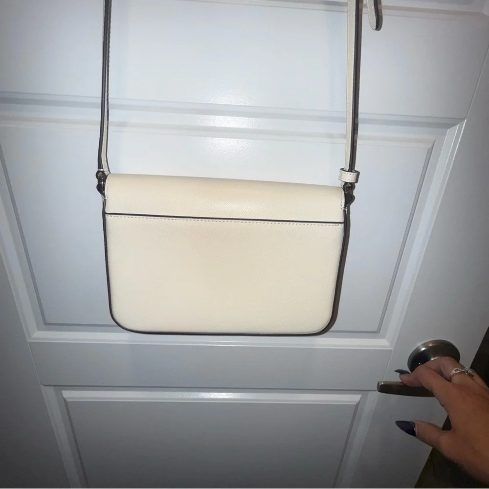 Kate Spade Ivory Interior Handbag - Picture 5 of 7